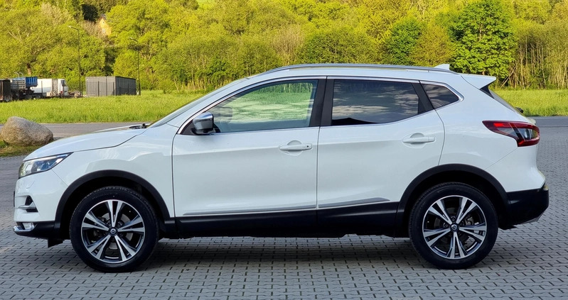 Nissan Qashqai cena 84300 przebieg: 37100, rok produkcji 2017 z Oświęcim małe 781